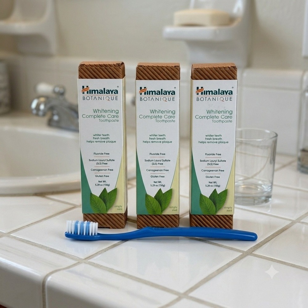 Himalaya Botanique Whitening Complete Care Toothpaste 5.29oz Simple Mint 3pk NEW